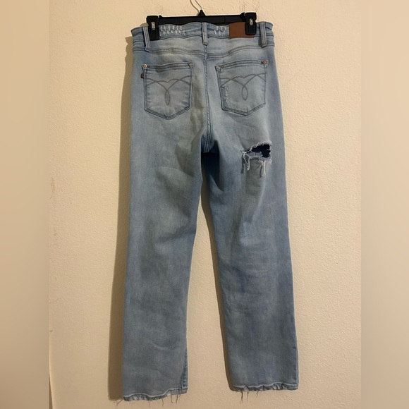 Judy Blue Back Rip 90'S STRAIGHT Light Wash Women’s Sz 7/28 Distressed High Rise - Picture 3 of 11